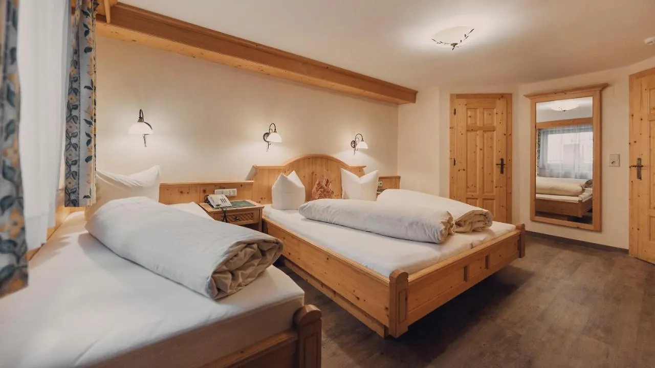 Hotel Tanzer Ischgl 3*,