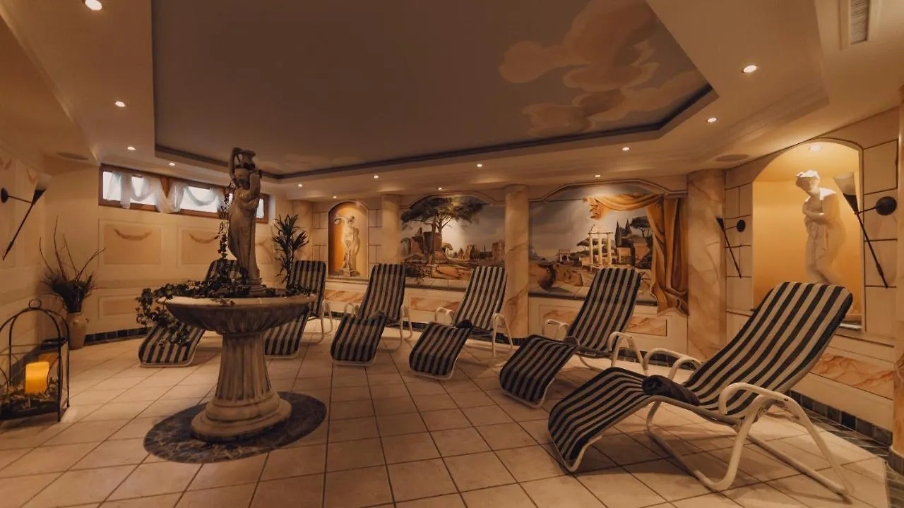 Hotel Tanzer Ischgl 3*,