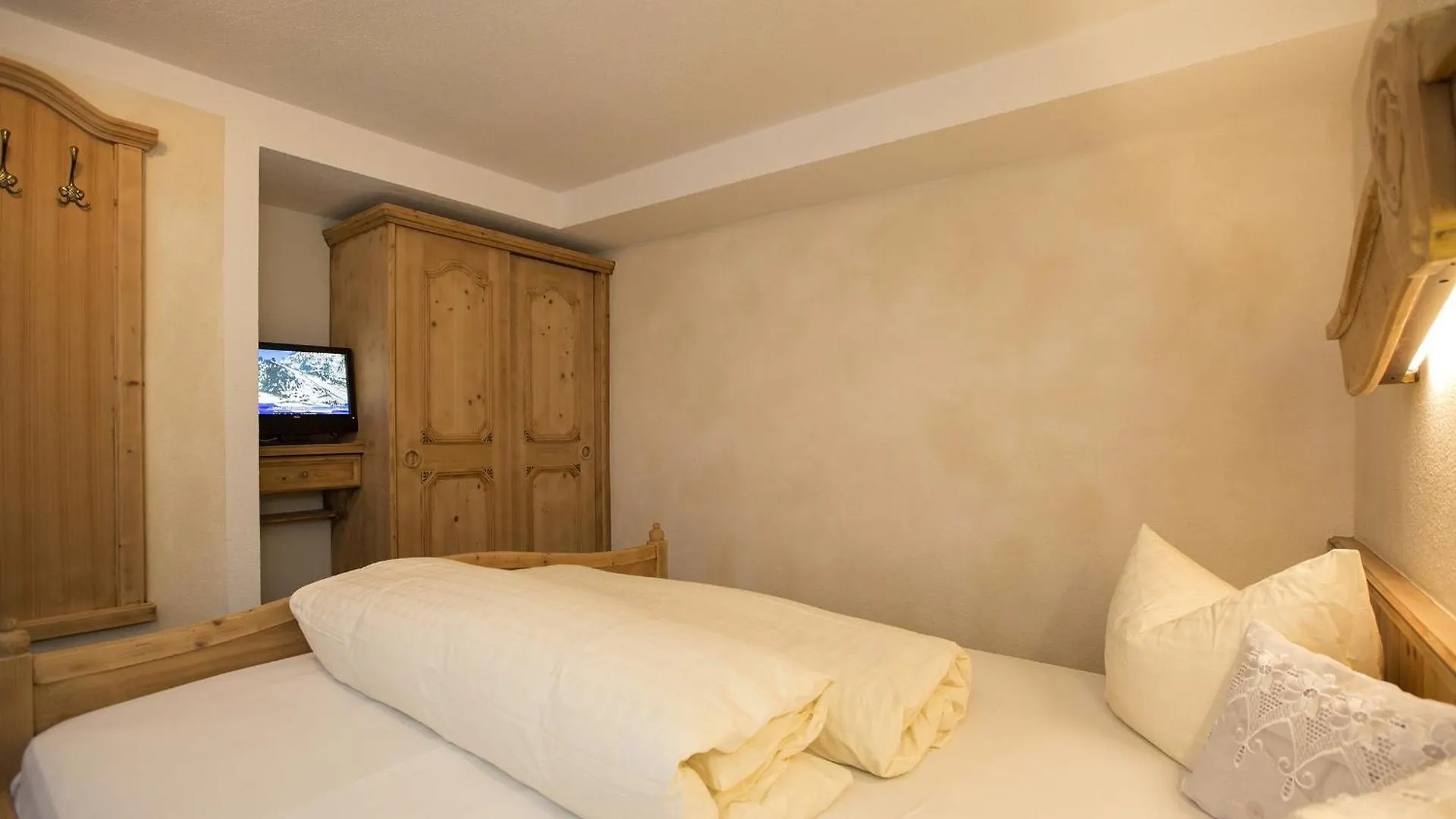 Hotel Tanzer Ischgl 3*,  Avusturya